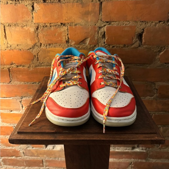 Nike Fruity Pebble Dunks - Picture 6 of 7